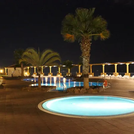 Costa Adeje Vi * אדחה